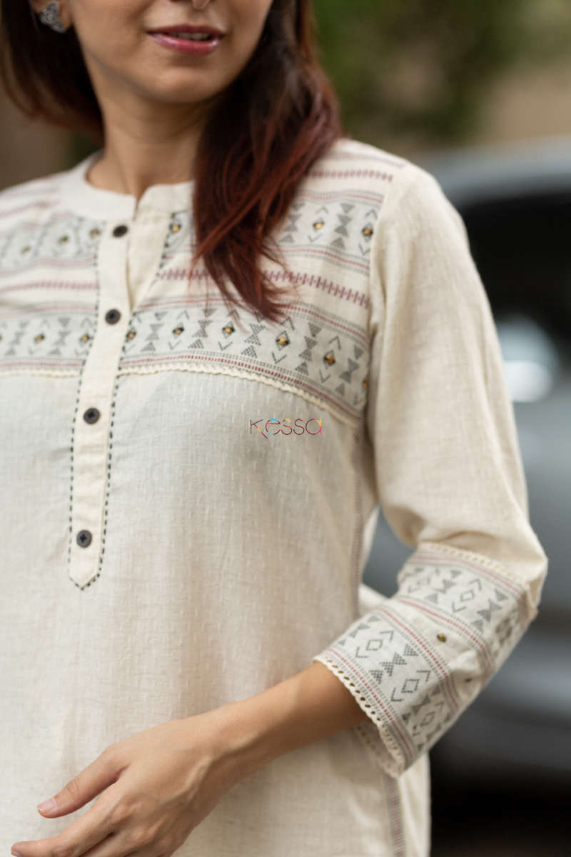 Image for Kusvaa Ws546 Cream South Cotton Kurta With Palazzo Closeup
