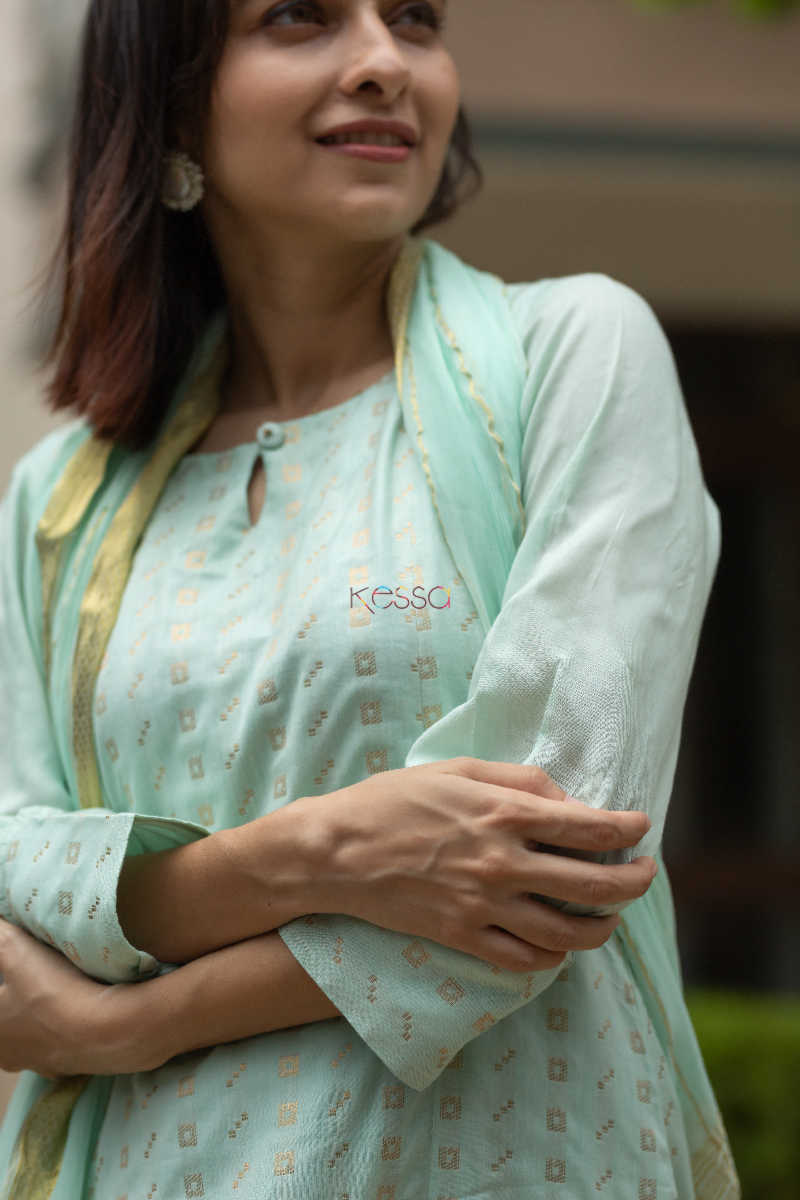 Image for Kusvaa Ws553 Amulet Green Zari Kurta Pant Set Closeup