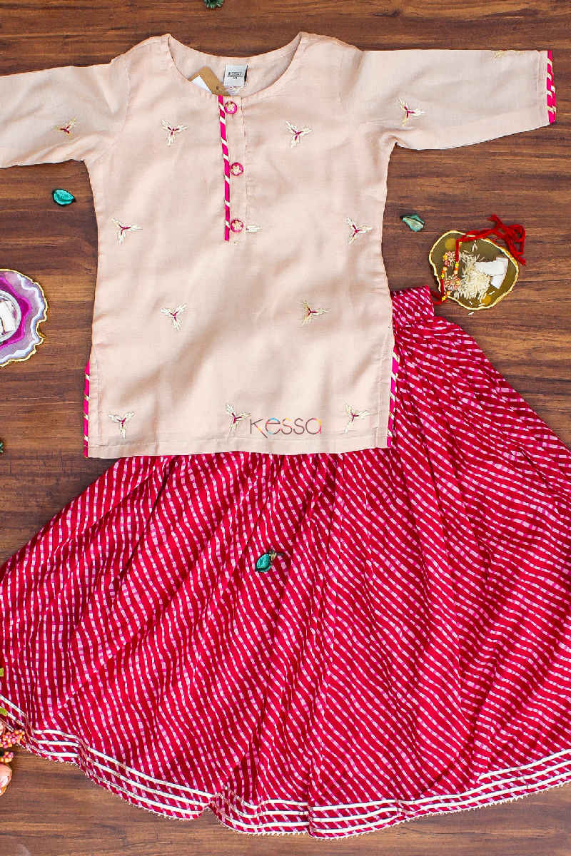 Image for Kusvaa Wsk36 Cavern Pink Skirt Set Look