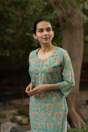 Image for Kusvaa Wsr101 Viridian Green Straight Fit Block Print Kurta 2