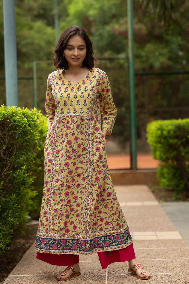 Image for Kusvaa Wsr106 Primerose Yellow And Pink Kurta Look 2