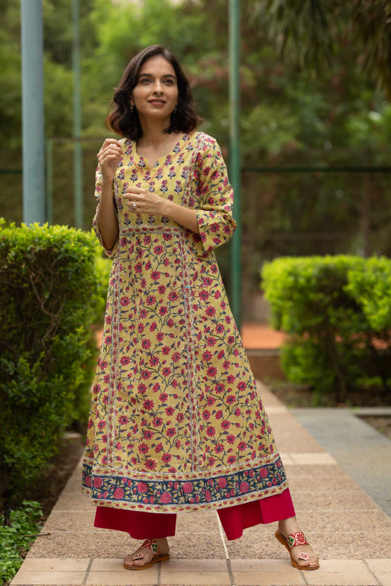 Image for Kusvaa Wsr106 Primerose Yellow And Pink Kurta Look 3