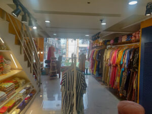 Image for Store Gurugram Good Earth City Centre 1