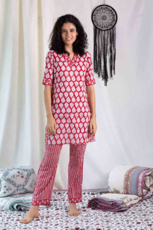 Image for Kusvaa De11 Old Brick Block Printed Jammies Set Featured