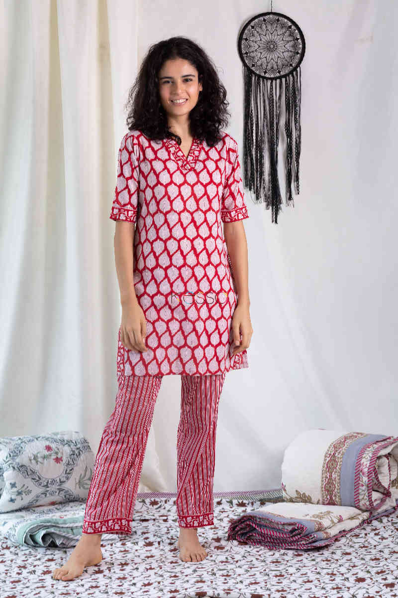 Image for Kusvaa De11 Old Brick Block Printed Jammies Set Featured
