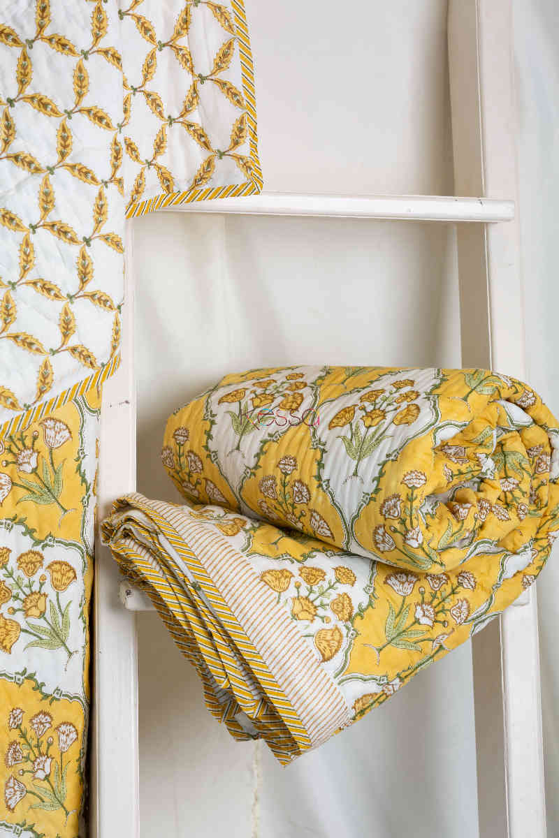 Image for Kusvaa Kaq31 Saffron Block Print Double Bed Quilt Roll