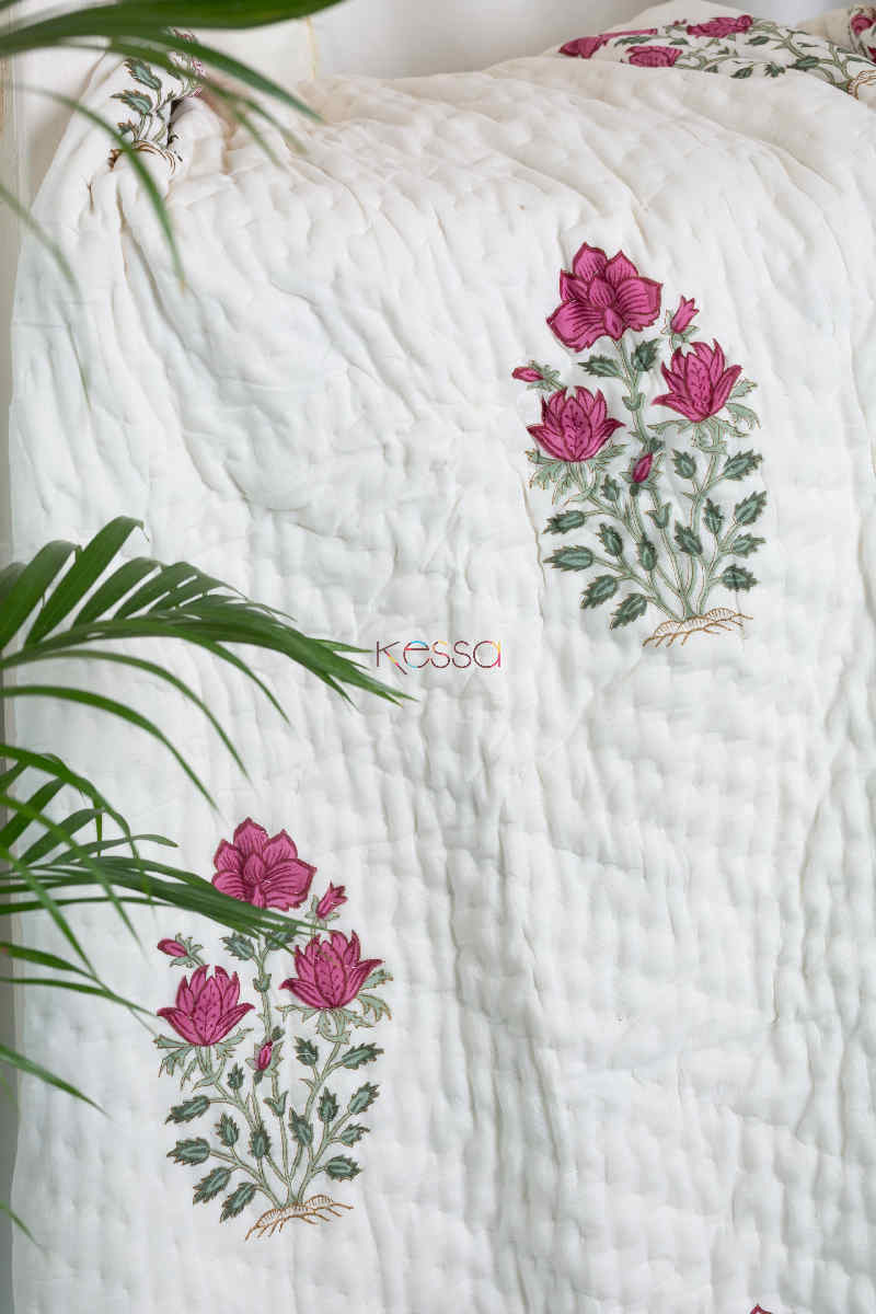 Image for Kusvaa Kaq32 Cadillac Double Bed Quilt Close