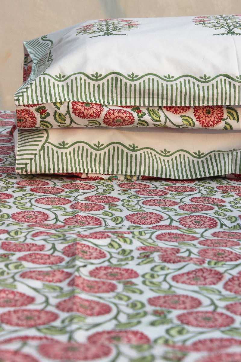 Image for Kusvaa Kpb04 Old Rose And Green Block Print Bedsheet Set Of 3 Closeup