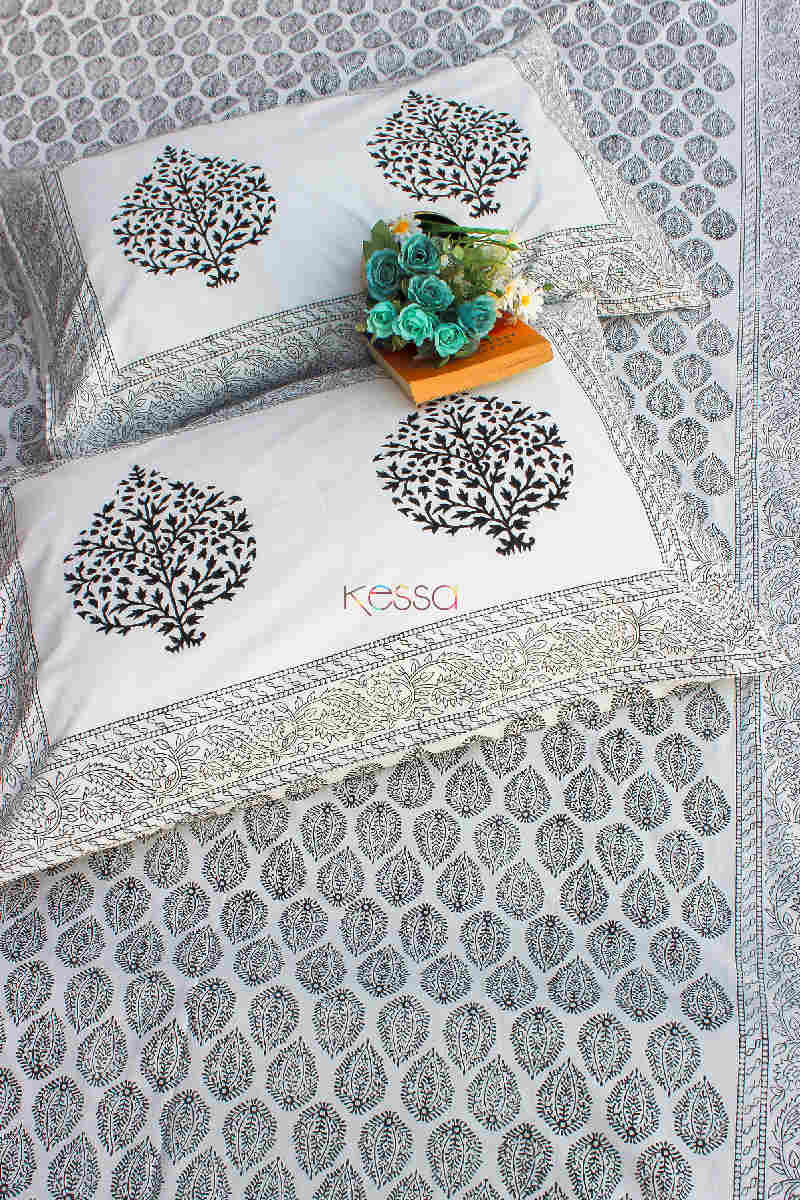 Image for Kusvaa Kpb07 Black White Bedsheet Two Pillow Covers 3