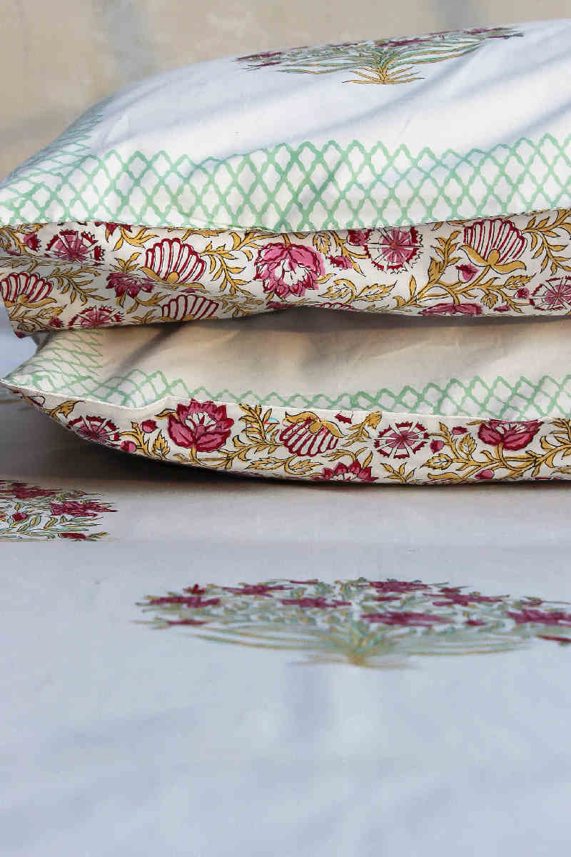 Image for Kusvaa Kpb08 Lotus Pink Jaal Bedsheet Two Pillow Covers 4