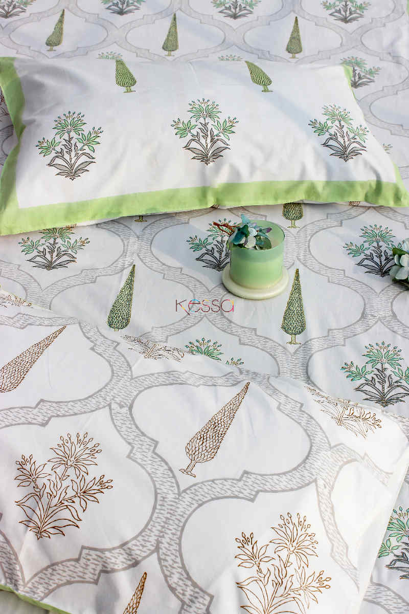 Image for Kusvaa Kpb09 Shades Green Bedsheet Two Pillow Covers Closeup