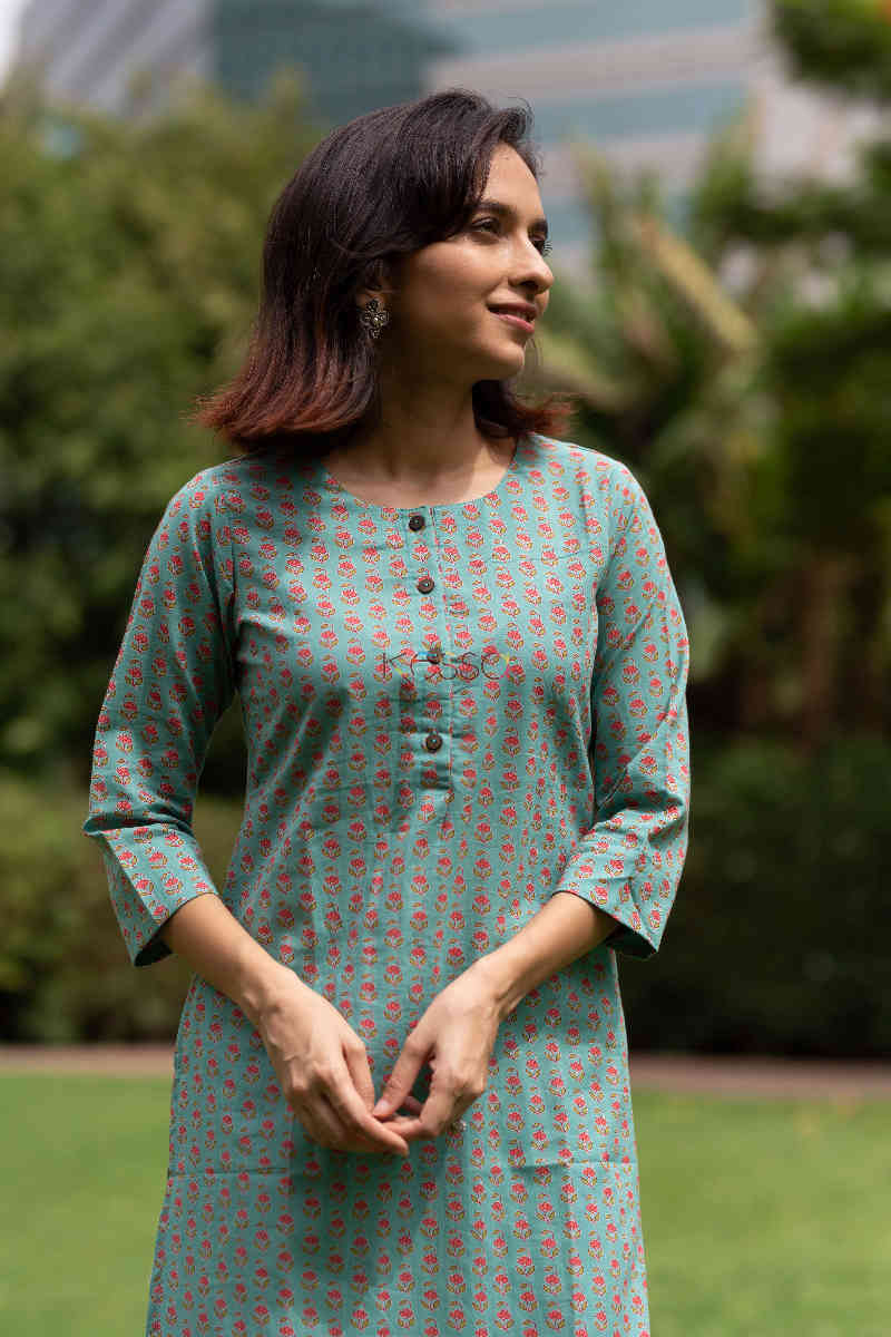 Image for Kusvaa Taf28 Froly Bay Leaf Straight Fit Kurta Top