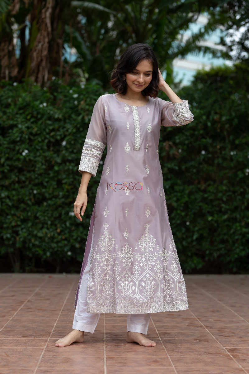 Image for Kusvaa Ws565 Sisal Dusty Gray Chanderi Straight Kurta Front