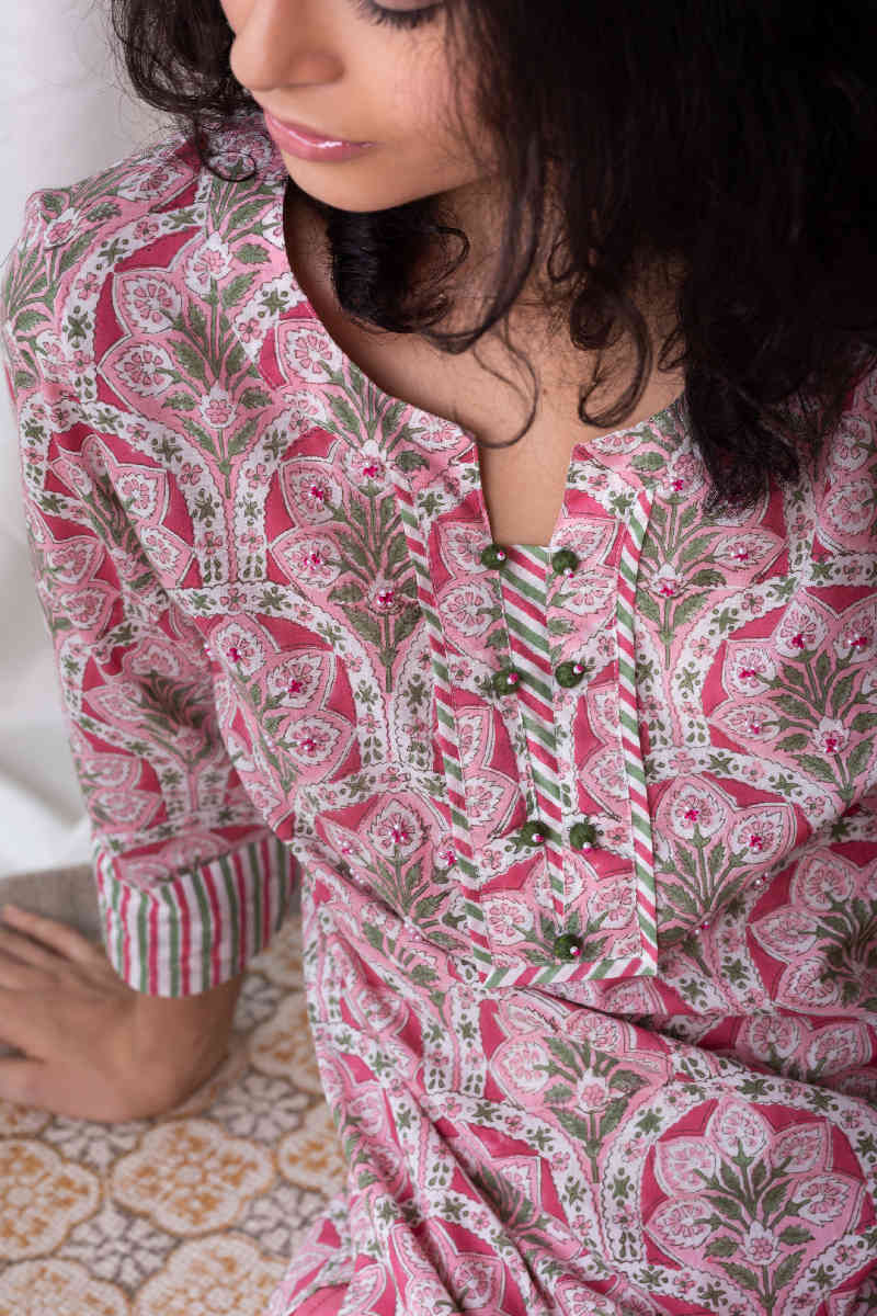 Image for Kusvaa Wsr118 Coral Tree Straight Fit Kurta Closeup