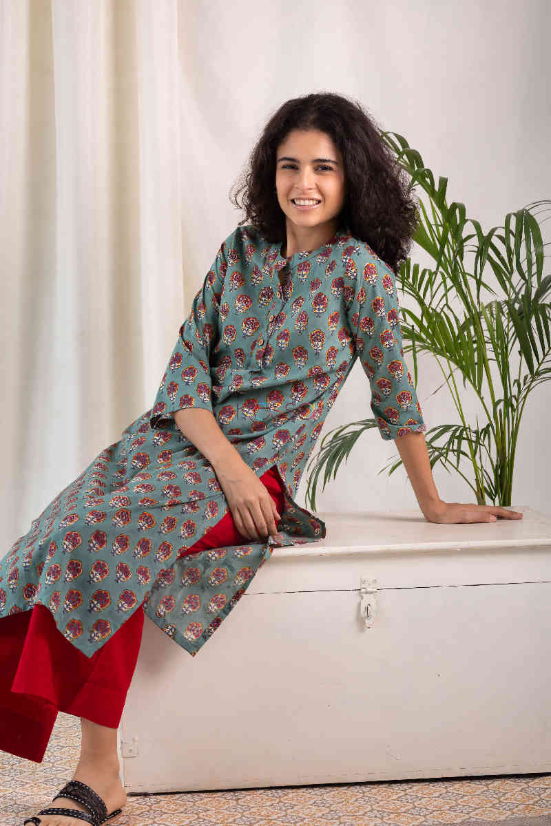 Image for Kusvaa Wsr119 Willow Grove Red Kurta Sitting
