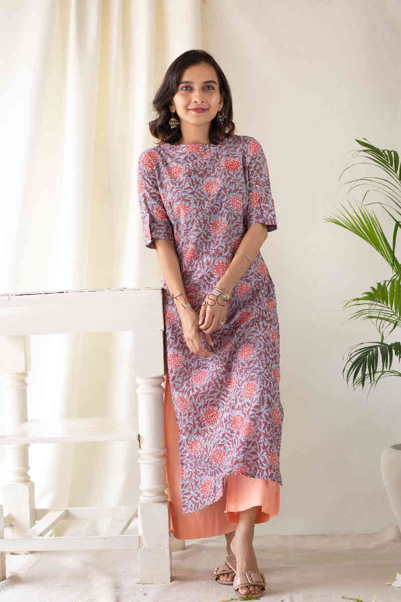 Image for Kusvaa Aep01 Zorba Grey Peach Flower Kurti Front