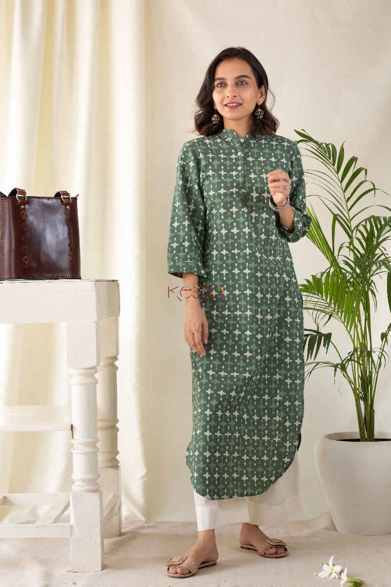 Image for Kusvaa Awp02 Kelp Green Batik Print Cotton Kurta Featured