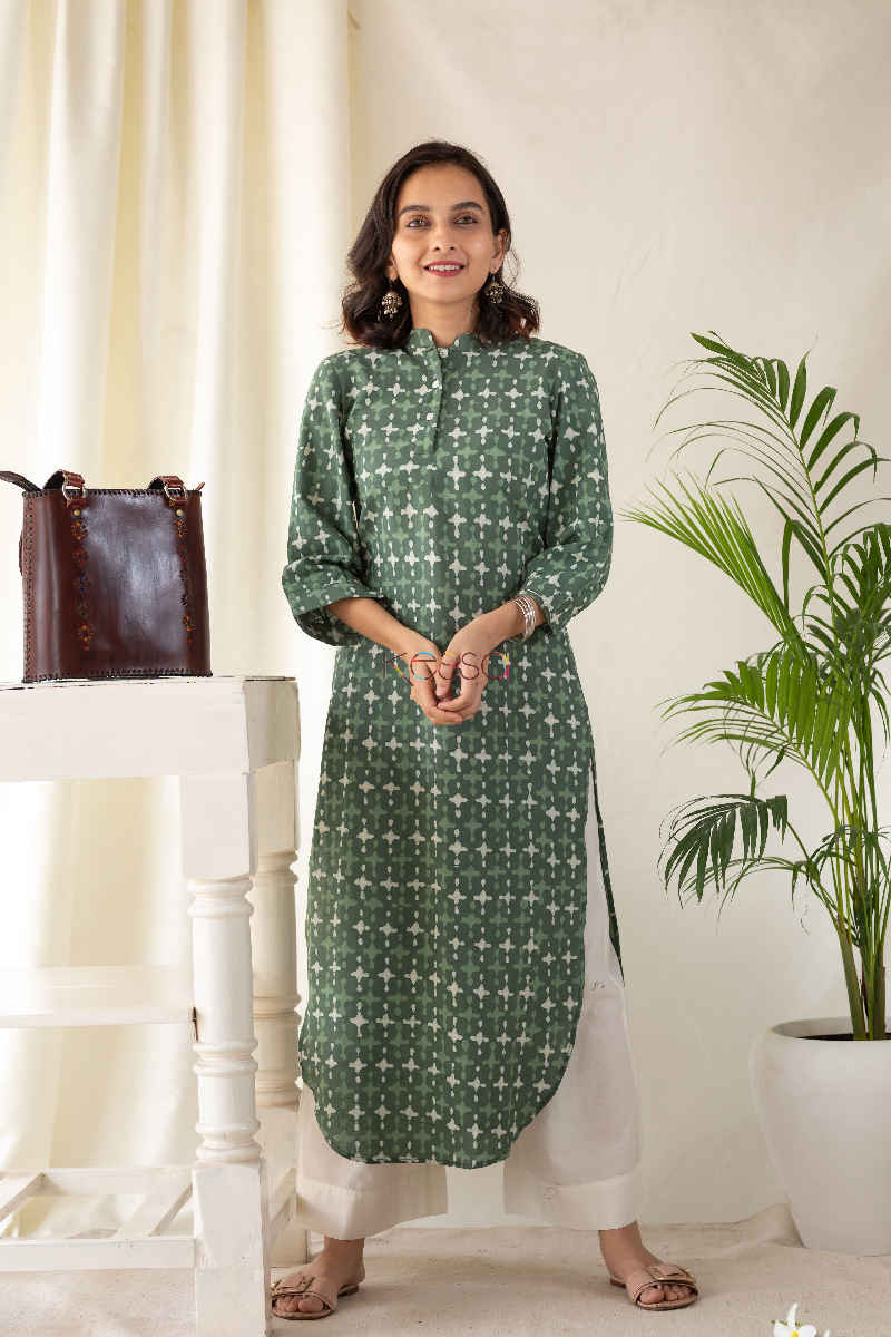 Image for Kusvaa Awp02 Kelp Green Batik Print Cotton Kurta Front