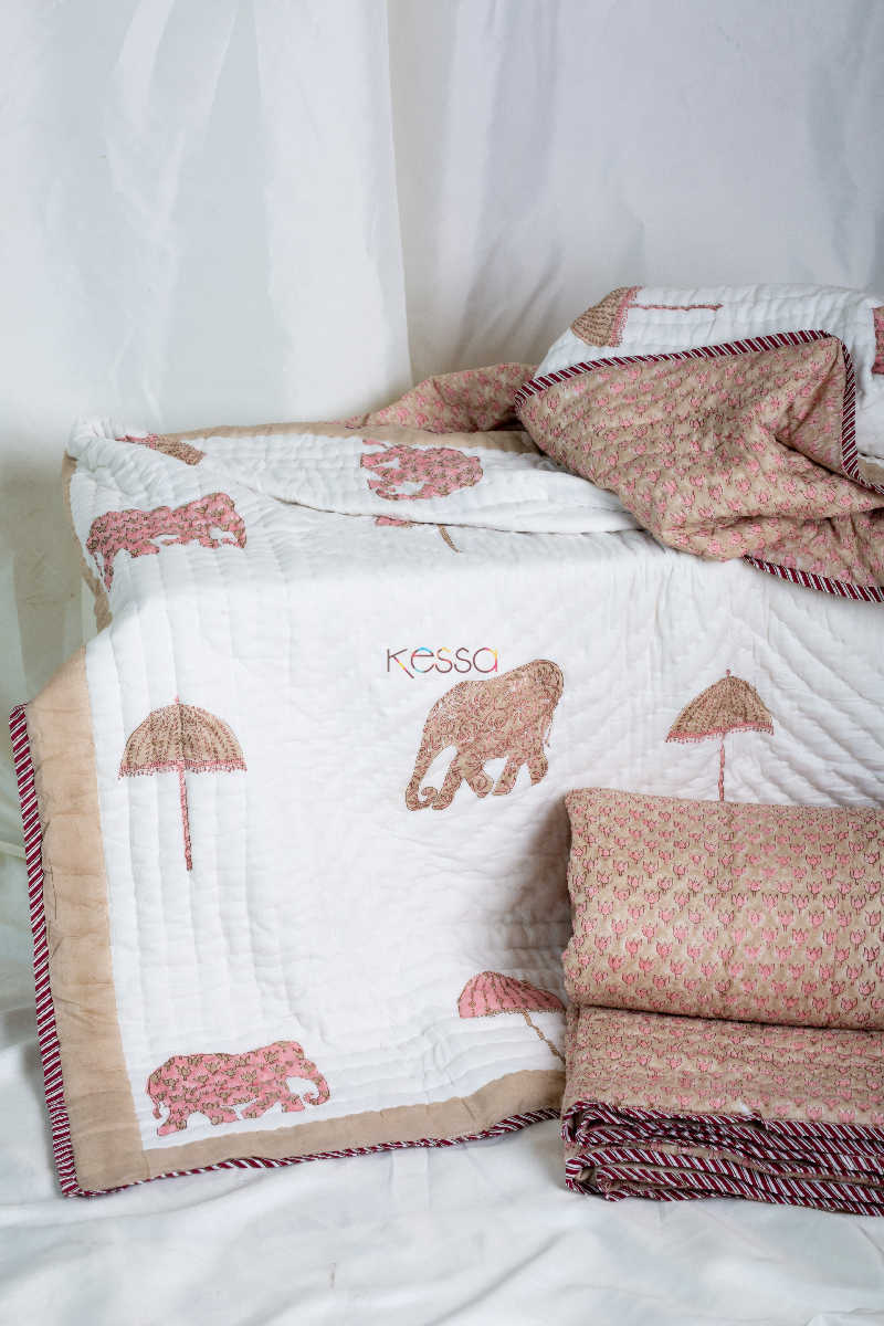 Image for Kusvaa Kaq51 Teak Brown And Peach Single Bed Quilt Featured