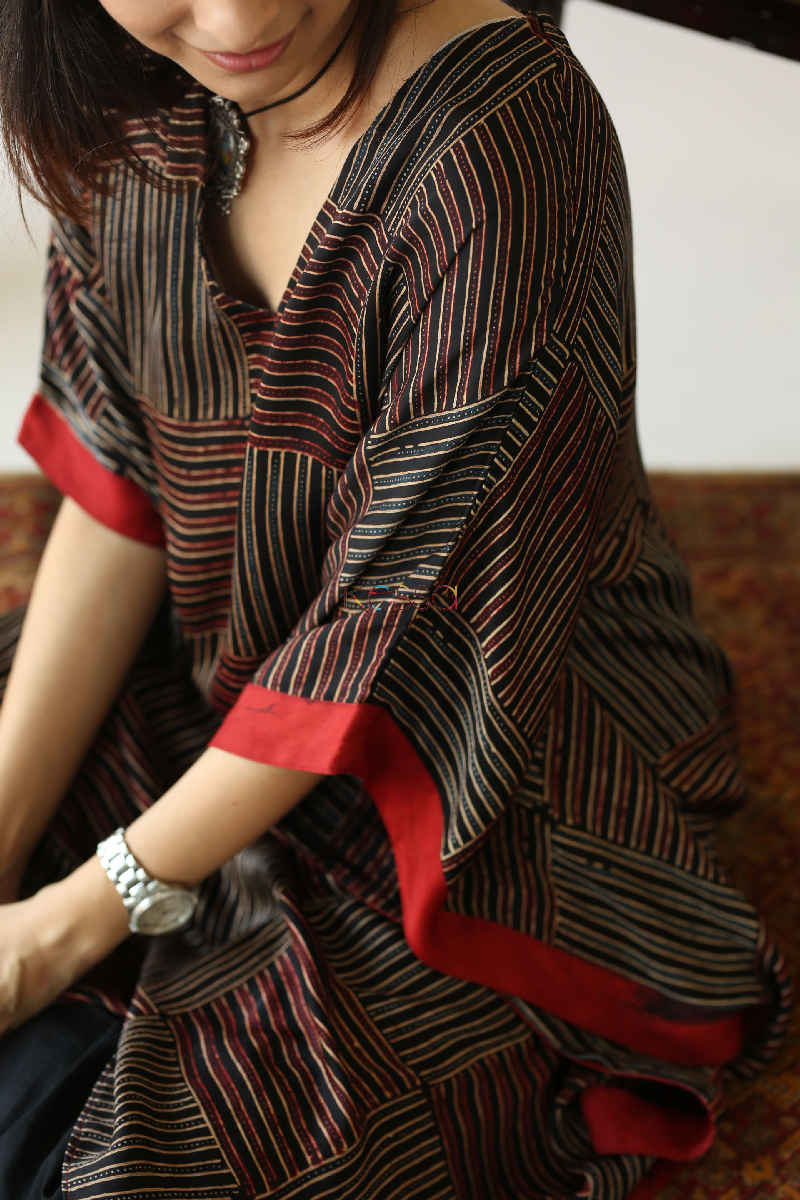 Image for Kusvaa Kc55 Persian Red Ajrakh Print Stripe Kaftan Closeup Ue