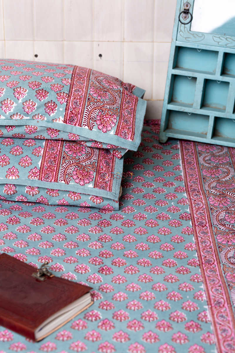 Image for Kusvaa Kjb03 Blue And Pink Bedsheet With Two Pillow Cover 1