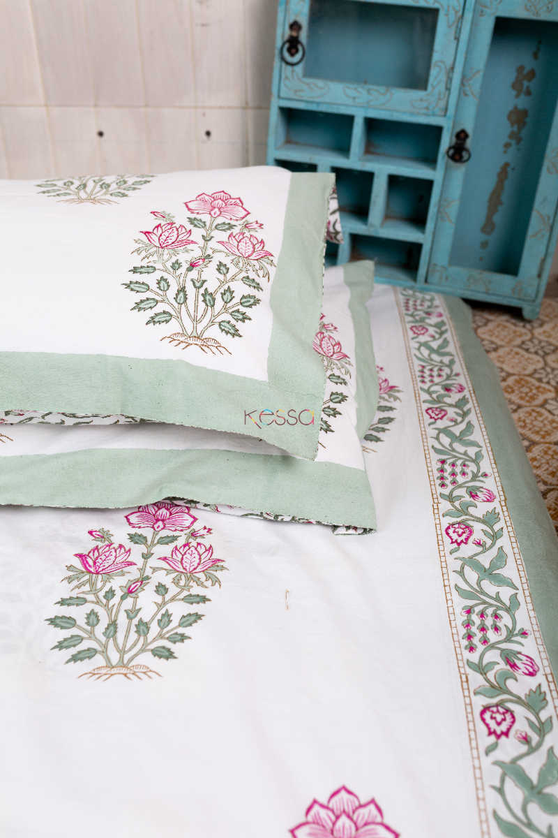 Image for Kusvaa Kpb22 Viola Pink And Green Bedsheet With Two Pillow Cover 3