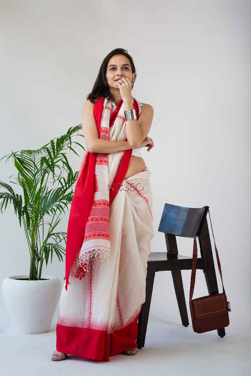 Image for Kusvaa Kuss01 Tamarillo Red Hand Woven Saree Front