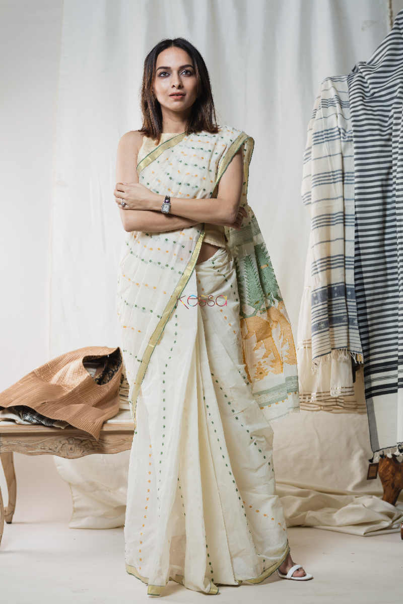 Image for Kusvaa Kuss03 Cream Taat Bengali Saree Featured