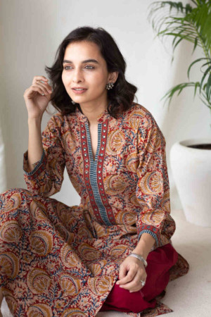 Image for Kusvaa Wa326a Mahogany Maroon Kalamkari Straight Fit Kurta