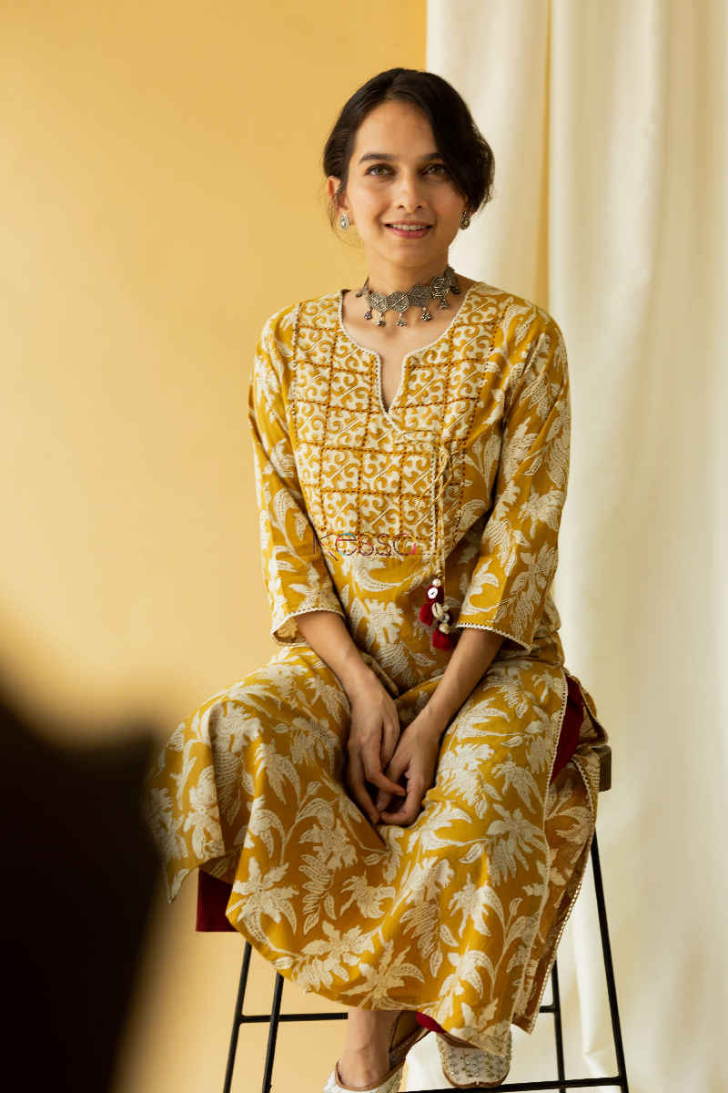 Image for Kusvaa Ws576 Golden Grass Block Print Kurta Sitting