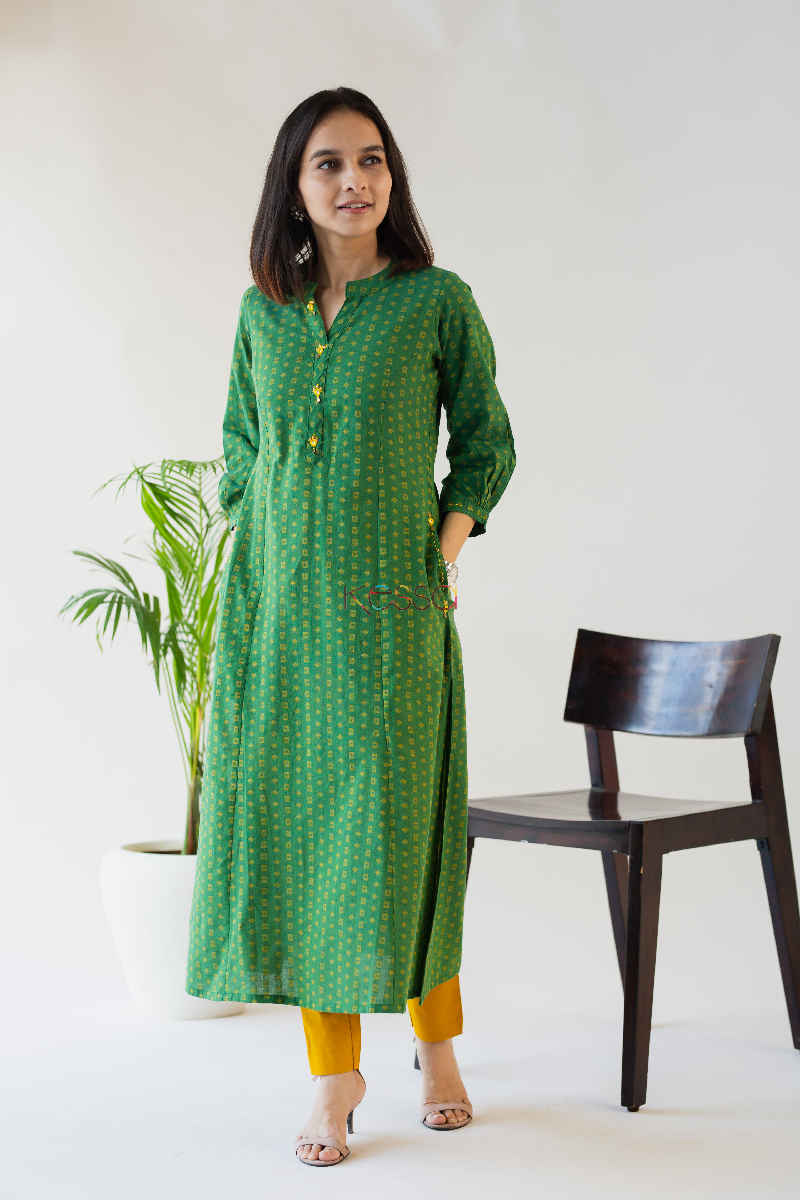 Image for Kusvaa Ws578 Green Pea Wild Willow Kantha South Cotton Kurta Pocket