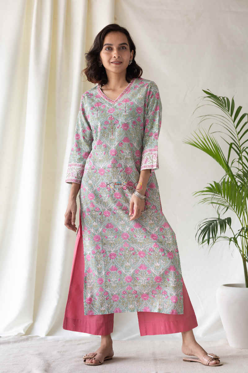 Image for Kusvaa Wsr123 Puce Pink Sage Green Handblock Print Kurta Front