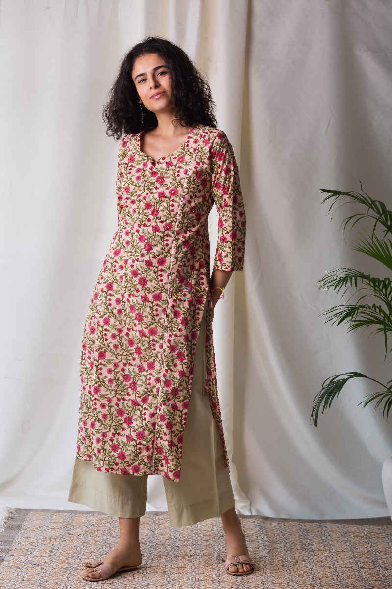 Image for Kusvaa Wsr127 Old Rose Block Print Kurta Pose