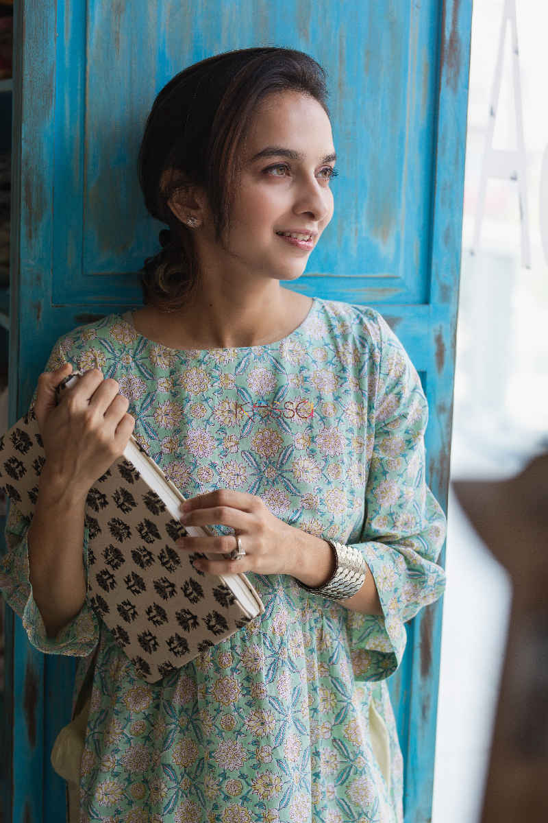 Image for Kusvaa Aep04 Cascade Blue Green Straight Fit Kurta Book