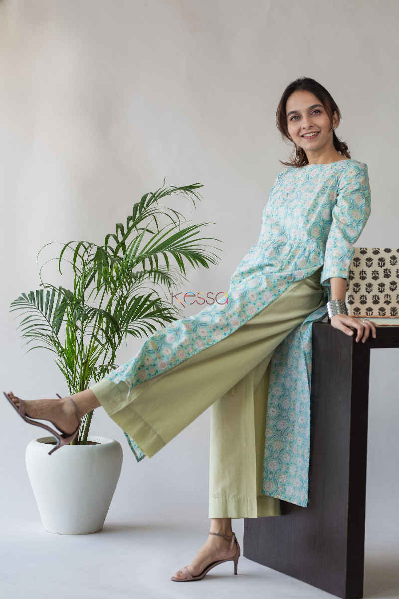 Image for Kusvaa Aep04 Cascade Blue Green Straight Fit Kurta Pose