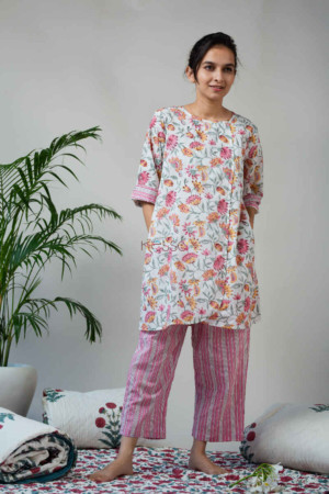 Image for Kusvaa De20 Clam Shell Jammies Set Featured