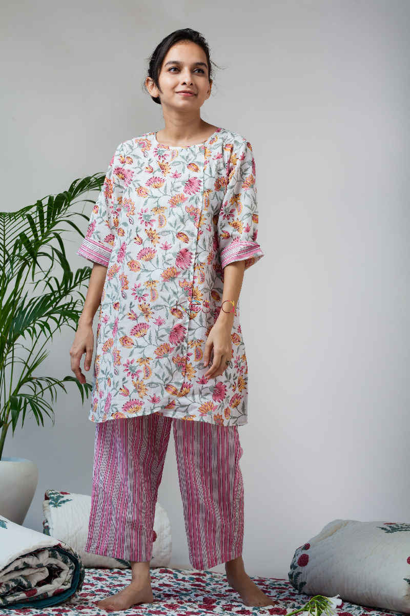 Image for Kusvaa De20 Clam Shell Jammies Set Front