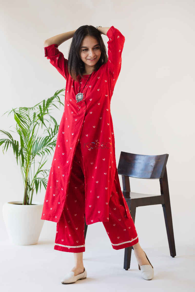 Image for Kusvaa Kc56 Tamirillo Red Pant Set Pose