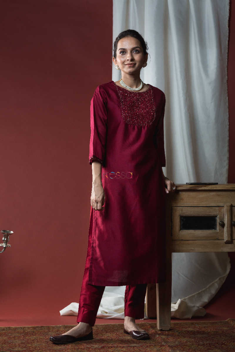 Image for Kusvaa Ke01 Plum Red Chanderi Kurta Featured