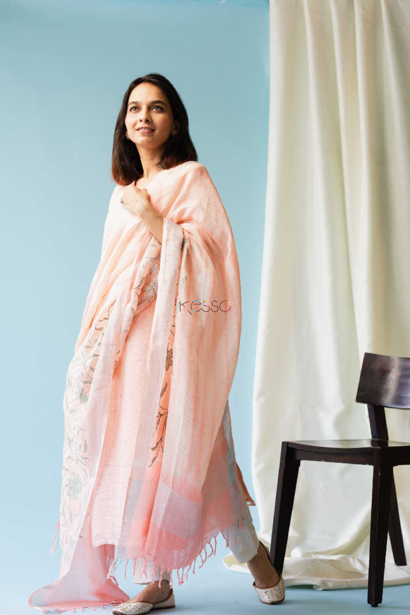 Image for Kusvaa Nekurta01 Mandys Pink Linen Kurta Dupatta Set Look