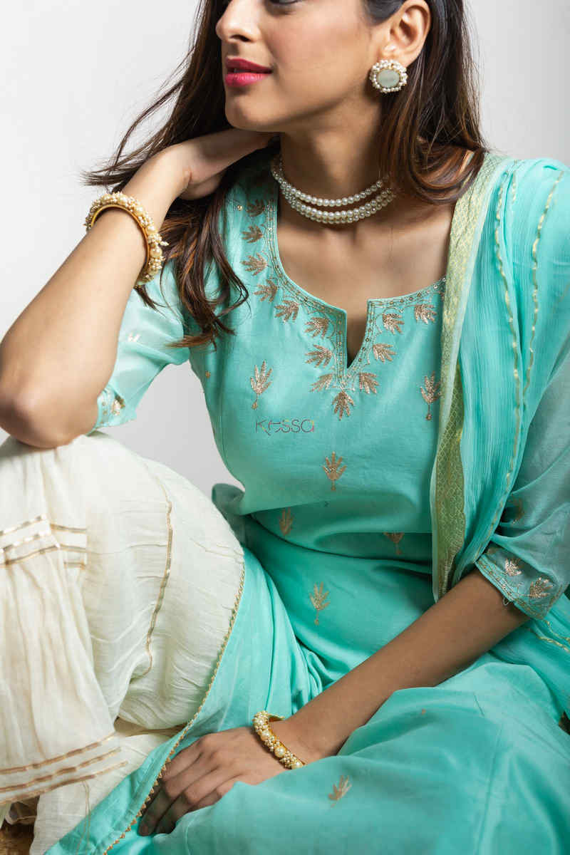 Image for Kusvaa Ws582 Shadow Green Chanderi Striaght Kurta Closeup