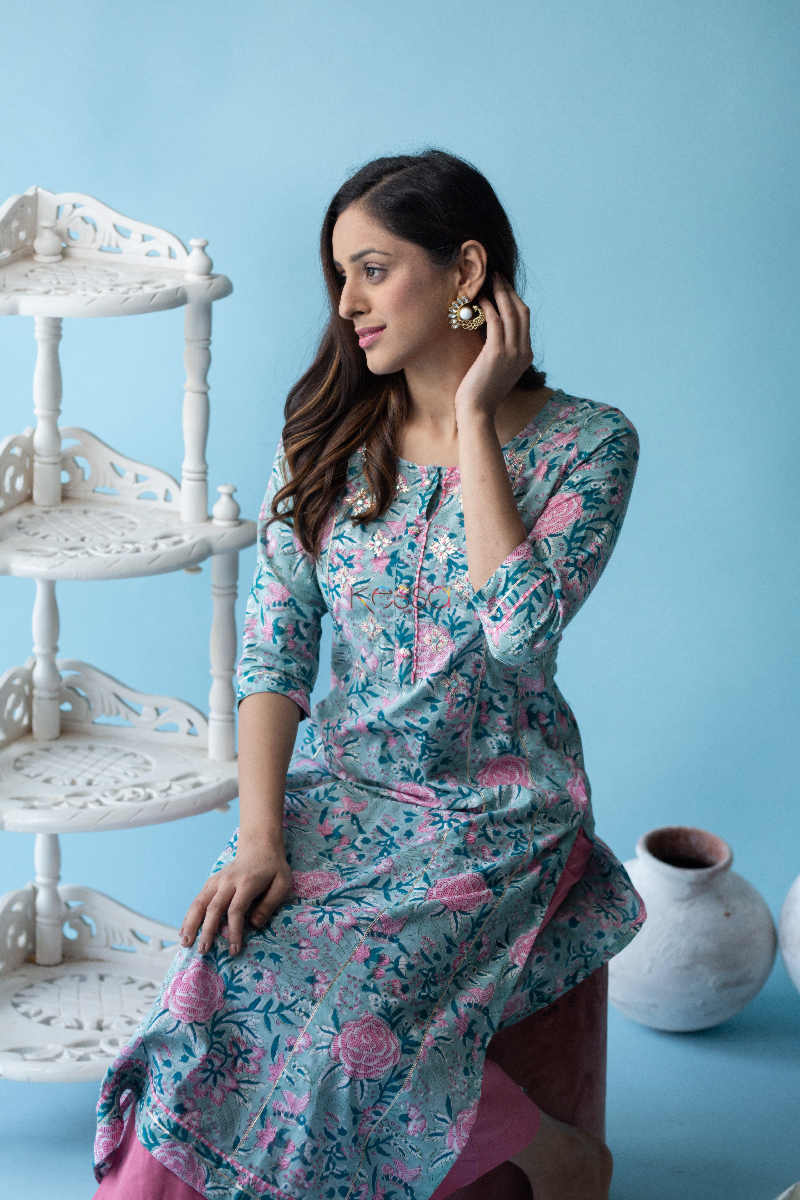 Image for Kusvaa Ws597 Aqua Island Blue Block Print Straight Fit Kurta Sitting