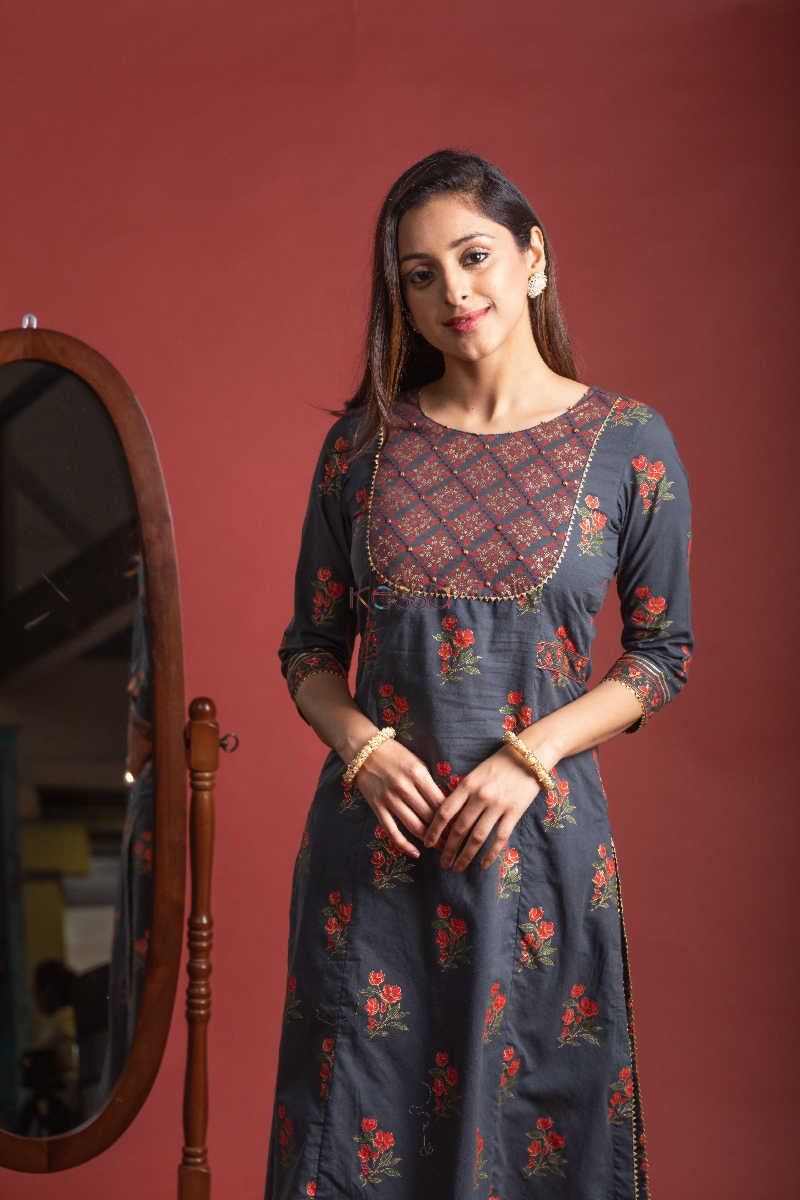 Image for Kusvaa Ws599 Tuna Grey Kurta Pant Set Front 1