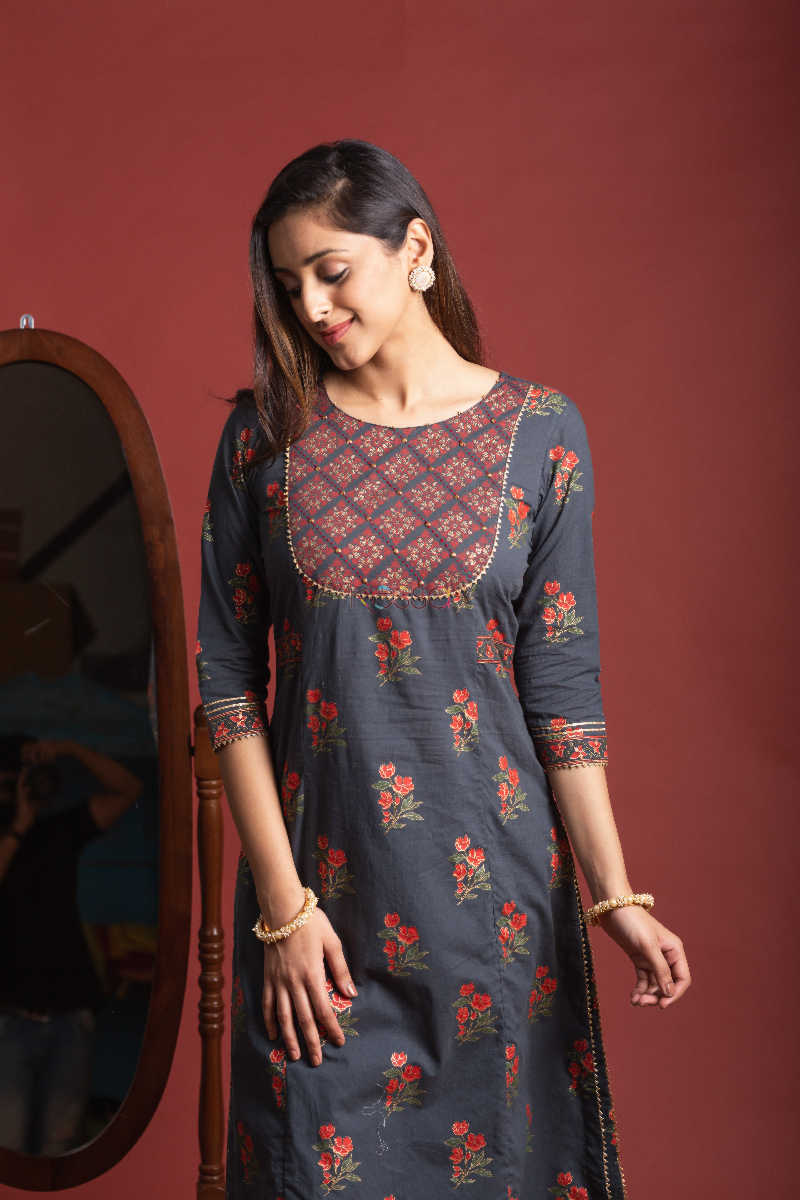 Image for Kusvaa Ws599 Tuna Grey Kurta Pant Set Front 2