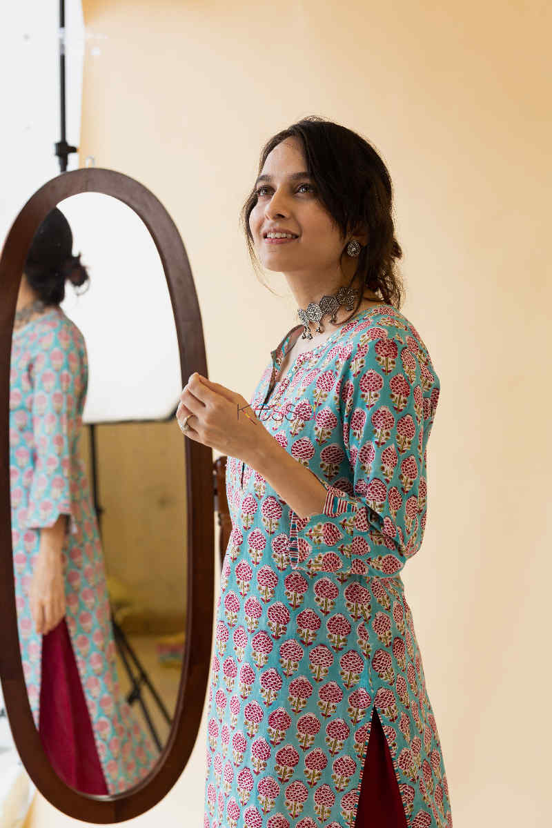 Image for Kusvaa Wsr132 Oxley Blue Red Block Print Kurta Top