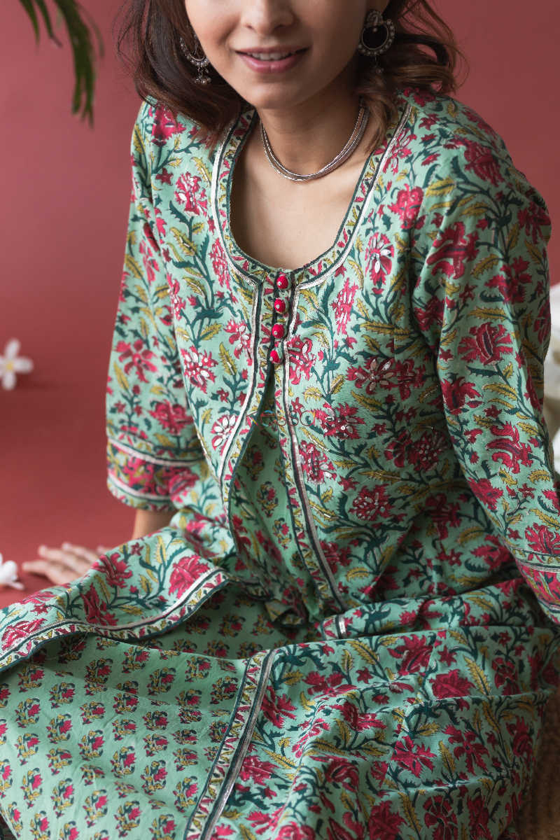 Image for Kusvaa Wsr140 Fringy Flower Green Block Print A Line Kurta Closeup