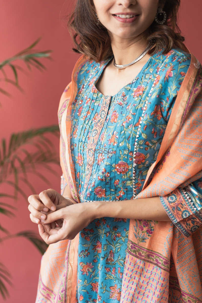 Image for Kusvaa Wsr142 Fountain Blue A Line Kurta Dupatta Set Closeup 2