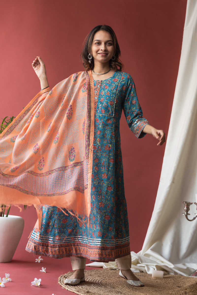 Image for Kusvaa Wsr142 Fountain Blue A Line Kurta Dupatta Set Look
