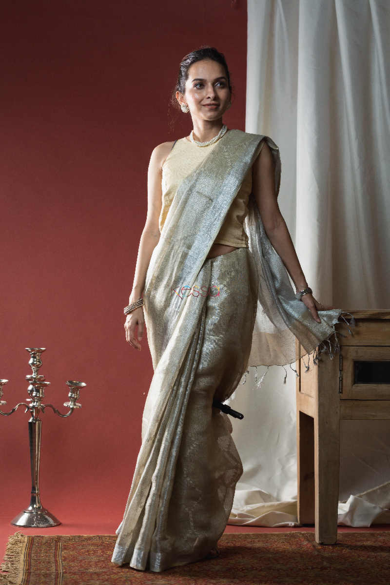 Image for Kusvaa Kds01 Tissue Linen Gotta Patti Saree Look