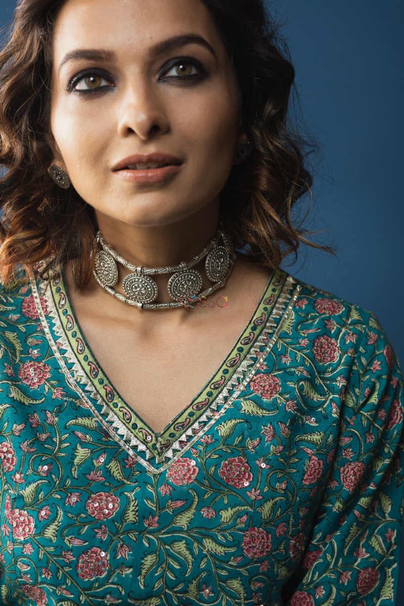 Image for Kusvaa Kt150 Coin Tribe Choker With Black Thread 2